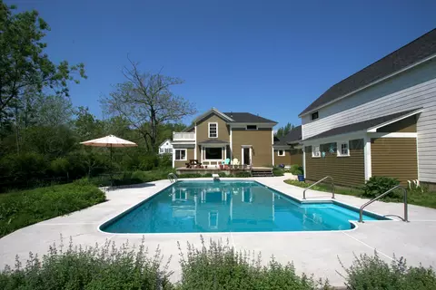 560 Greylock St, Lee, MA 01238 photo 2