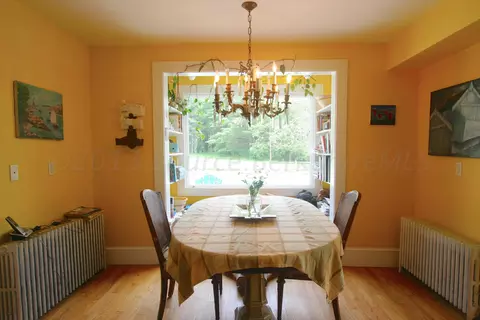 560 Greylock St, Lee, MA 01238 photo 4