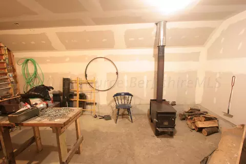 560 Greylock St, Lee, MA 01238 photo 37
