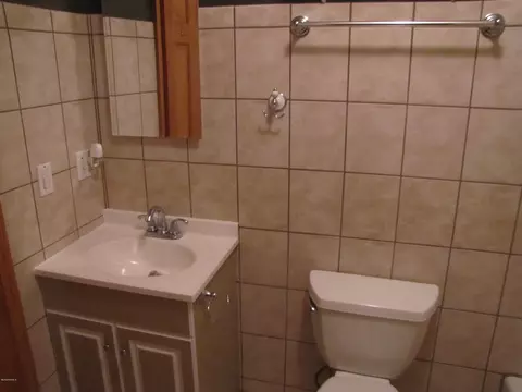 10 Davis St, Lee, MA 01238 photo 18