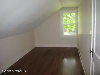 1620 Pleasant St, Lee, MA 01238 photo 21