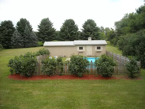 450 Devon Rd, Lee, MA 01238 photo 24