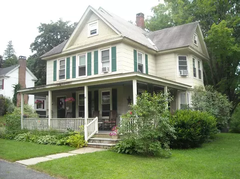 80 Franklin St, Lee, MA 01238 photo 26