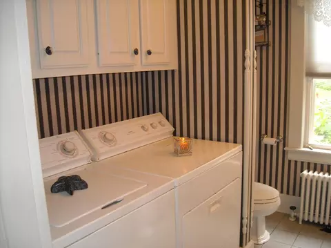 80 Franklin St, Lee, MA 01238 photo 11