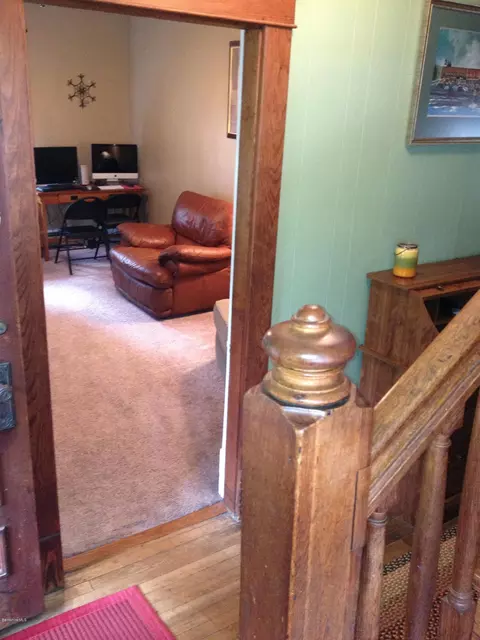 200 Prospect St, Lee, MA 01238 photo 17
