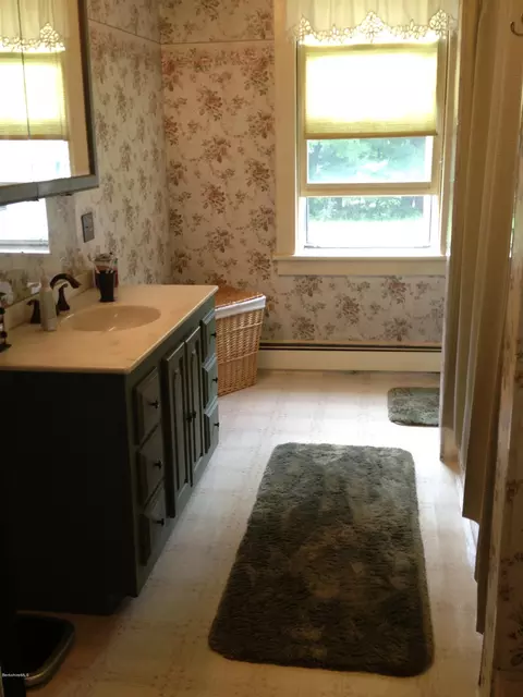 200 Prospect St, Lee, MA 01238 photo 13