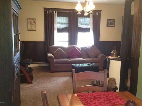 200 Prospect St, Lee, MA 01238 photo 11