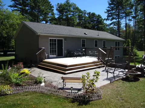 131 West Rd, Lee, MA 01238 photo 7