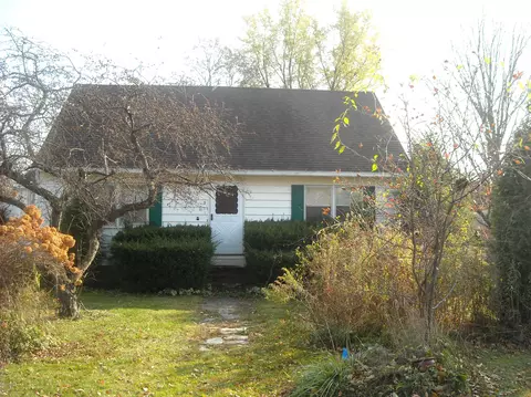 35 David Ave, Lee, MA 01238 photo 1