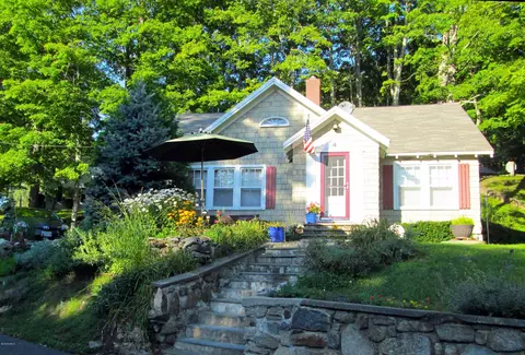 4 Tyringham Rd, Monterey, MA 01245 photo 1