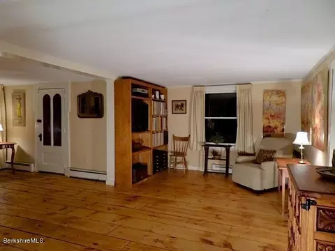 30 High St, Lee, MA 01238 photo 6