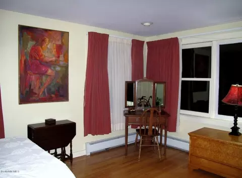 30 High St, Lee, MA 01238 photo 16
