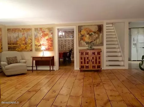 30 High St, Lee, MA 01238 photo 7
