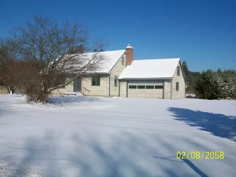 110 Root Ln, Sheffield, MA 01257 photo 1