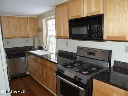92 Canaan Rd, Salisbury, CT 06068 photo 6