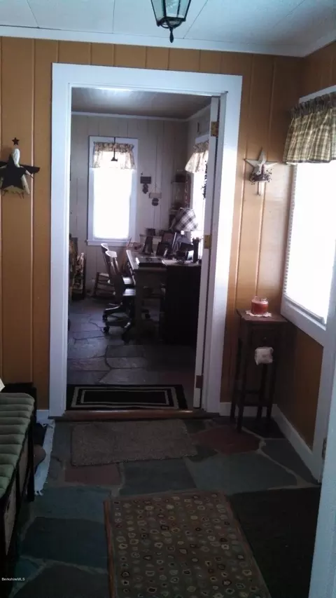29 Frederic Ln, Sheffield, MA 01257 photo 15