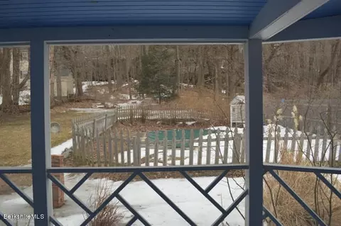 176 High St, Lee, MA 01238 photo 25