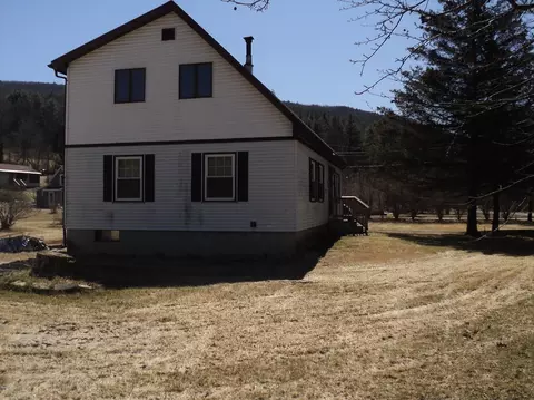 135 Tyringham Rd, Lee, MA 01238 photo 2