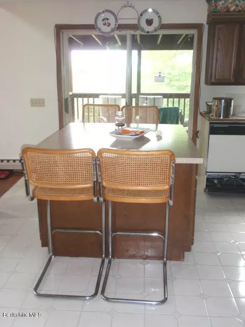 445 Beech Tree Ln, Becket, MA 01223 photo 8