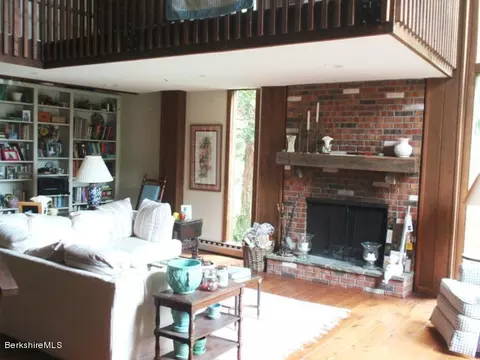 445 Beech Tree Ln, Becket, MA 01223 photo 4