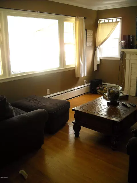 40 Parkview Ter, Lee, MA 01238 photo 8
