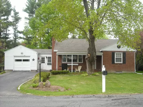 40 Parkview Ter, Lee, MA 01238 photo 18