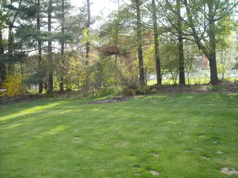 40 Parkview Ter, Lee, MA 01238 photo 15