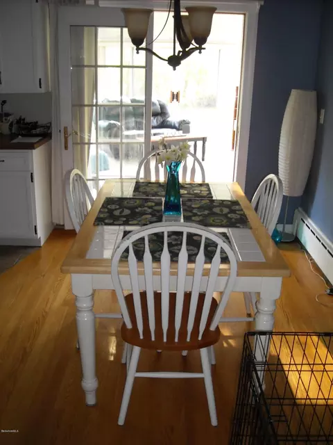 40 Parkview Ter, Lee, MA 01238 photo 7