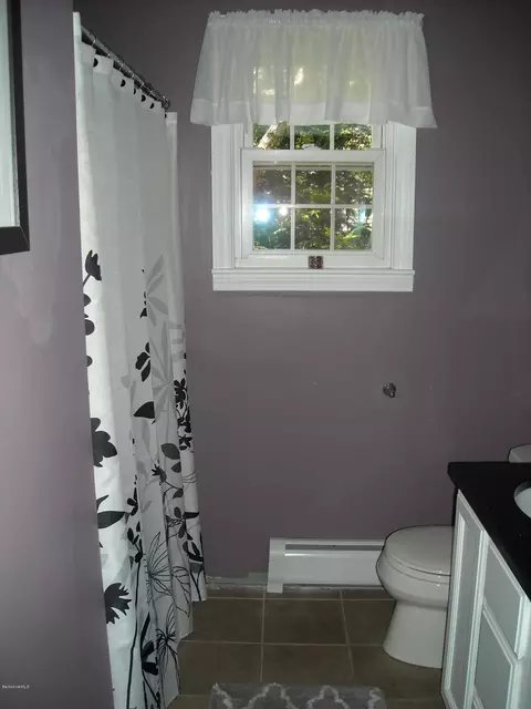 40 Parkview Ter, Lee, MA 01238 photo 6