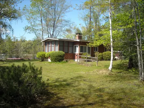 70 Bramble Ln, Lenox, MA 01240 photo 3