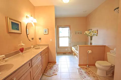 51 Fox Run, Lee, MA 01238 photo 11