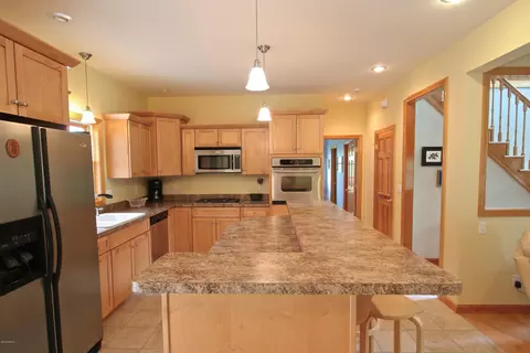51 Fox Run, Lee, MA 01238 photo 5