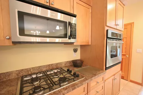 51 Fox Run, Lee, MA 01238 photo 6