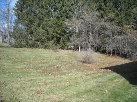 330 Pleasant St, Lee, MA 01238 photo 12