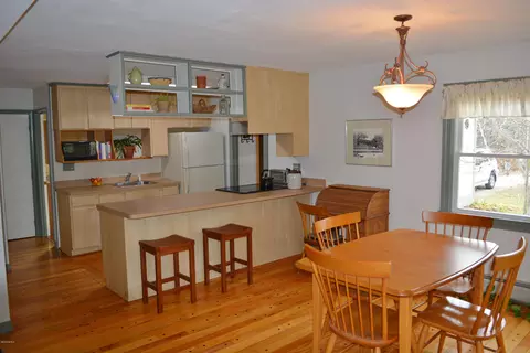 809 County Rd, Becket, MA 01223 photo 9