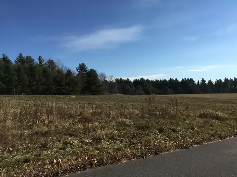 520 Shaw Rd, Windsor, MA 01270 photo 1