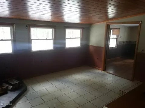 305 Laurel St, Lee, MA 01238 photo 2
