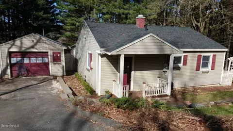 305 Laurel St, Lee, MA 01238 photo 12