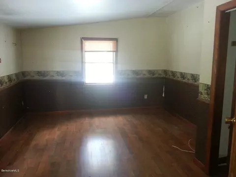 305 Laurel St, Lee, MA 01238 photo 5
