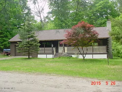 43 Dawn Dr, Becket, MA 01223 photo 2