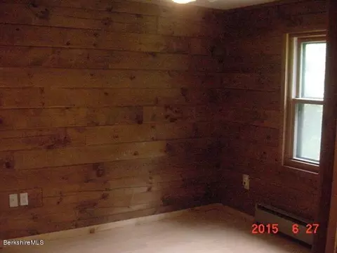 43 Dawn Dr, Becket, MA 01223 photo 11