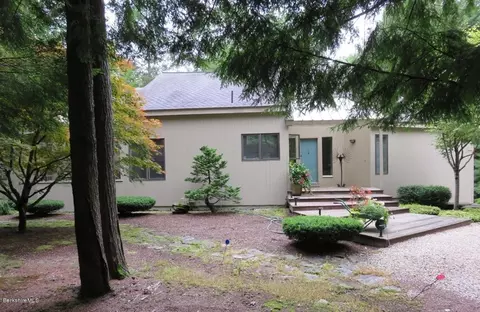 150 Sequena Dr, Otis, MA 01253 photo 2