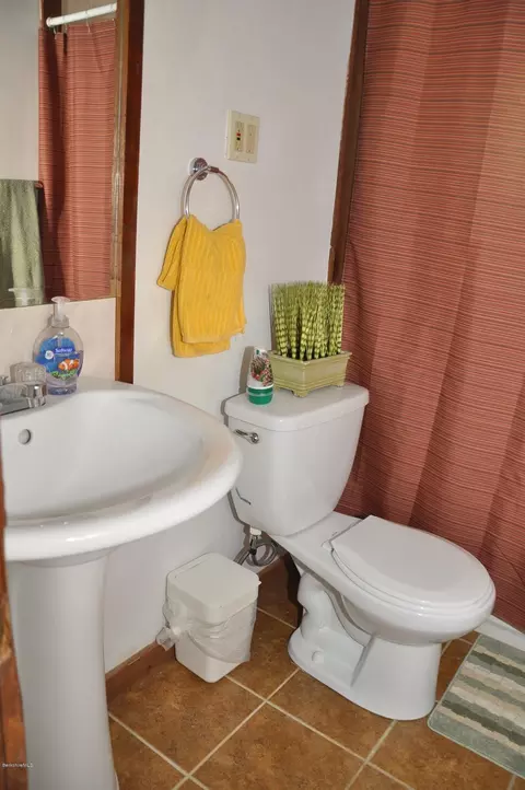 462 E Otis Rd, Tolland, MA 01034 photo 21