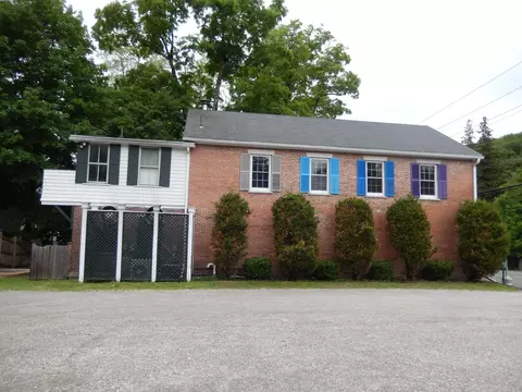 1575 Pleasant St, Lee, MA 01238 photo 3