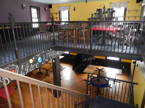 1575 Pleasant St, Lee, MA 01238 photo 10