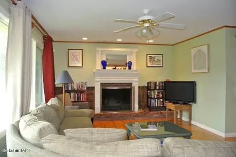 455 Spring St, Lee, MA 01238 photo 5