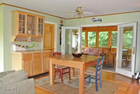 455 Spring St, Lee, MA 01238 photo 6