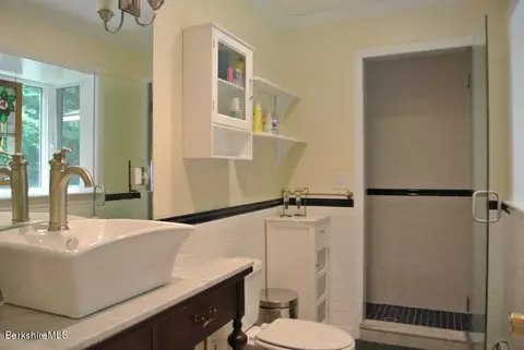455 Spring St, Lee, MA 01238 photo 14