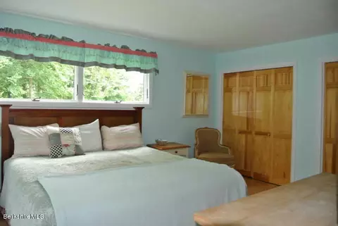 455 Spring St, Lee, MA 01238 photo 16