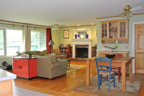 455 Spring St, Lee, MA 01238 photo 1
